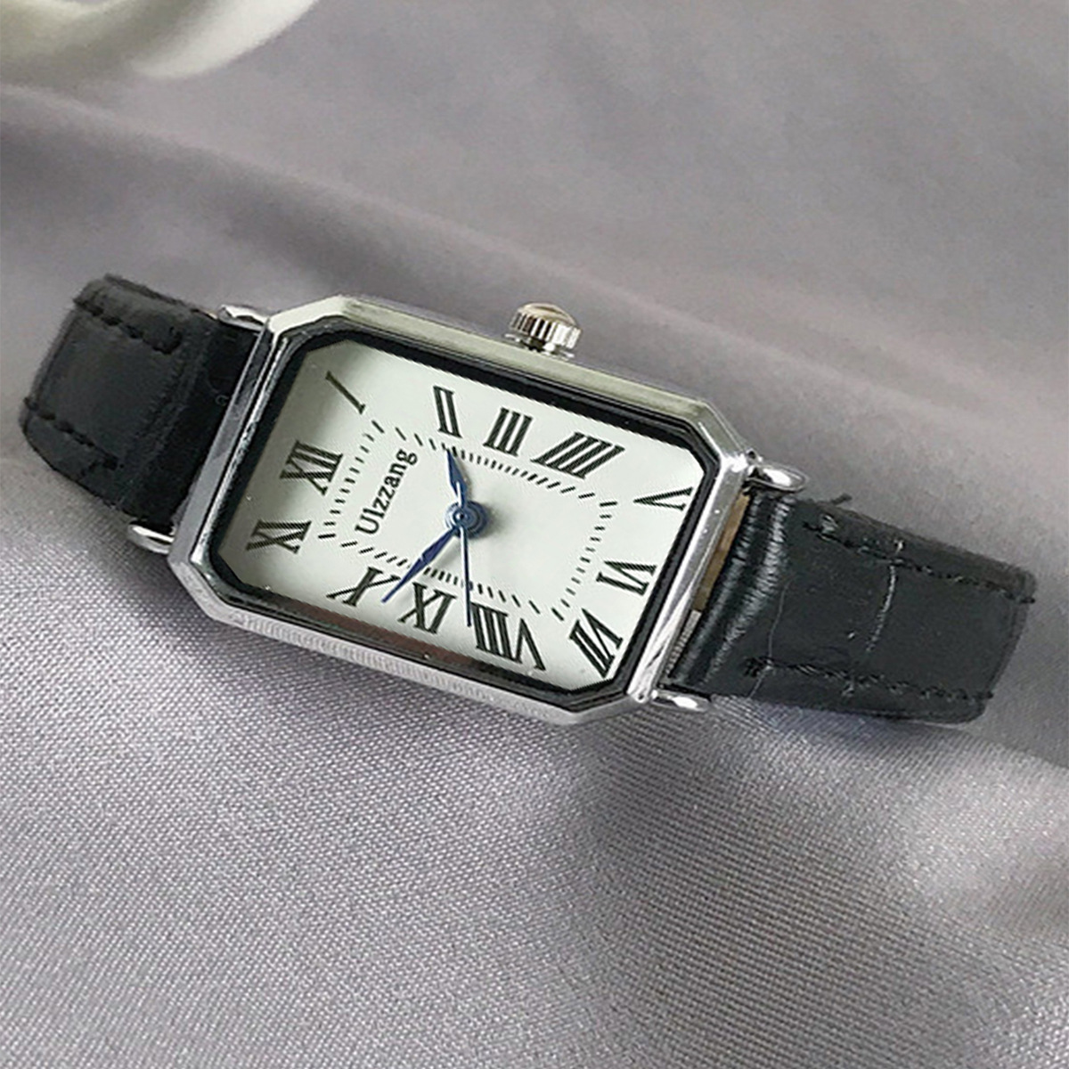 손목시계 시계 Часы 헬로키티 Fashion Rect - Luxury Watch For Sale avis et prix